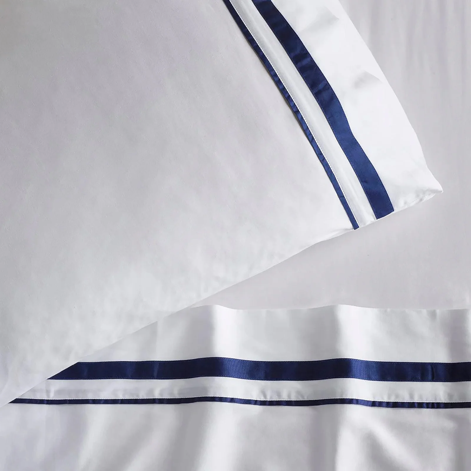 Cloud 1000 TC Egyptian Cotton White Navy Deep Queen Sheet sets by Renee Taylor - Image 4